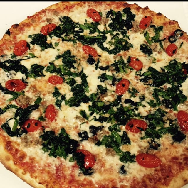 Arthur Avenue Pizza 12".
